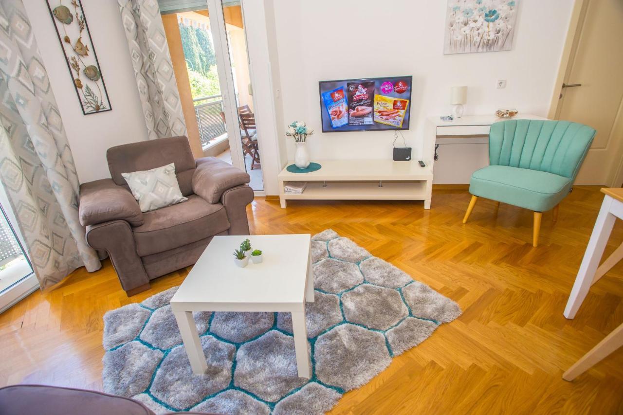 Apartment Dora Near Sea And Center With Private Garage Porec Luaran gambar