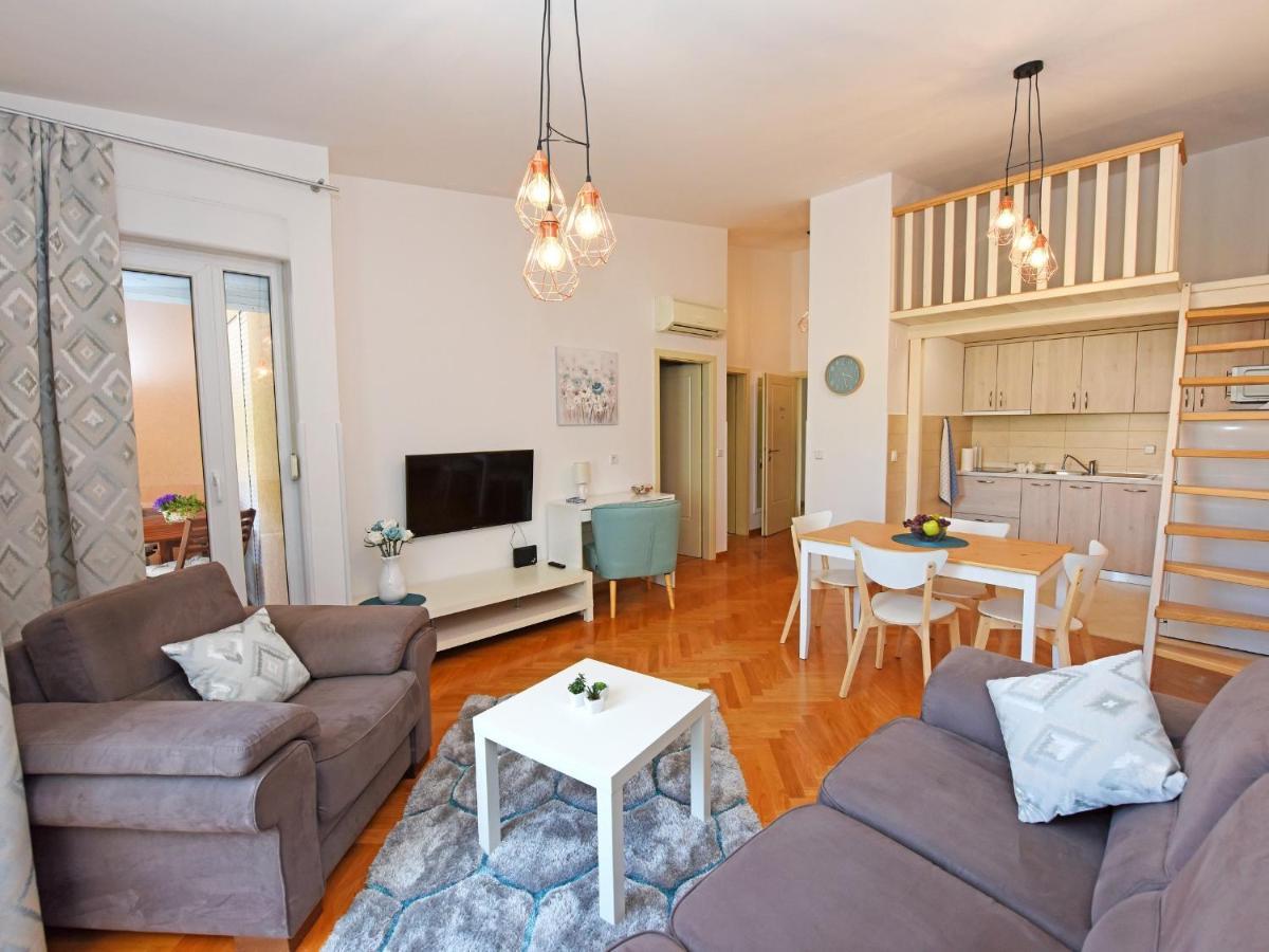 Apartment Dora Near Sea And Center With Private Garage Porec Luaran gambar